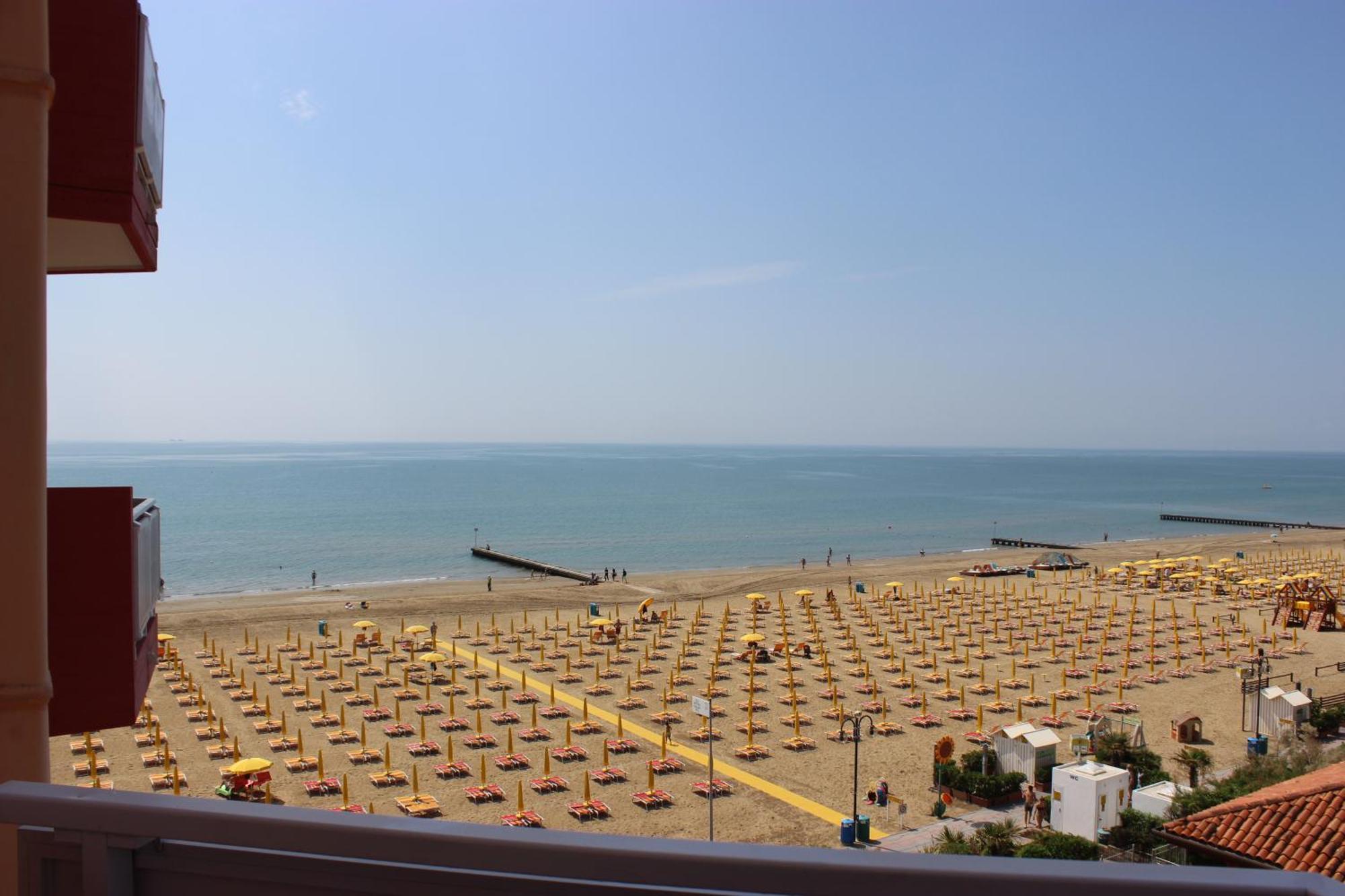 Hotel Loreley Lido di Jesolo Kültér fotó